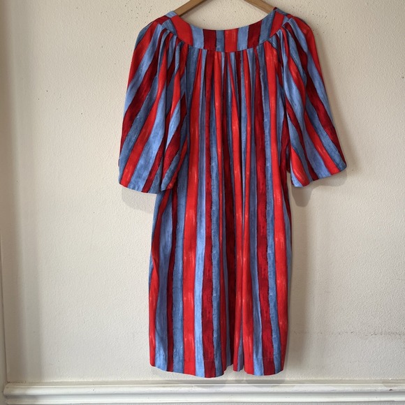 Pomander Place Tuckernuck Finley Dress Women M Red Blue Striped Vacation Resort - Picture 9 of 13
